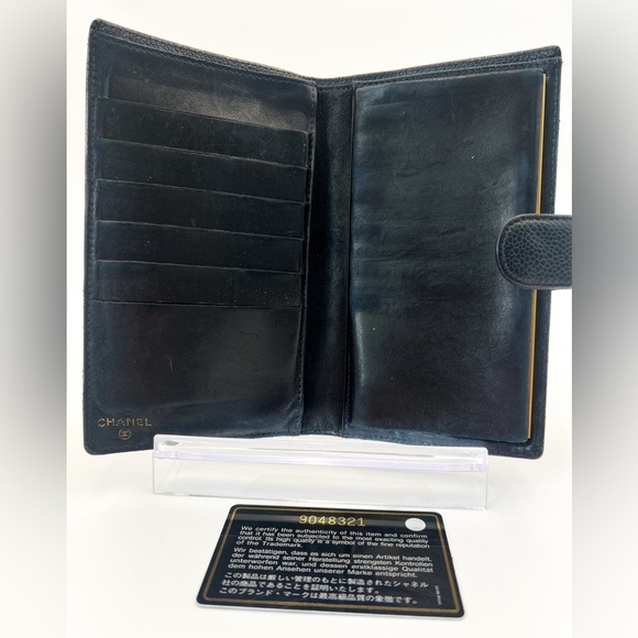 Chanel Wallet - Picture 3 of 6